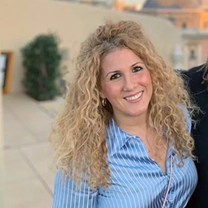 Anabel Arco Sola - tour guide