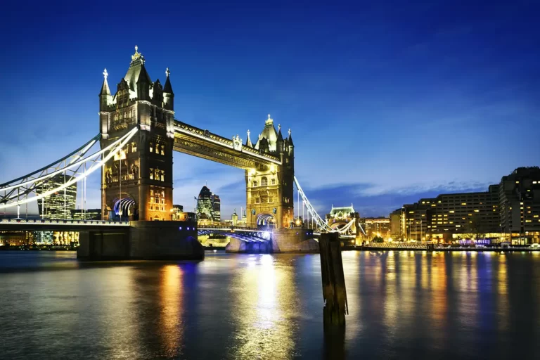 tower-bridge-london-city-copy.webp