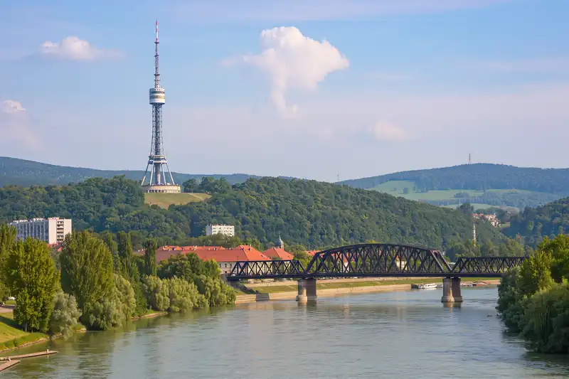 Travel Guides 3 Salgotarjan panoramic landmark view